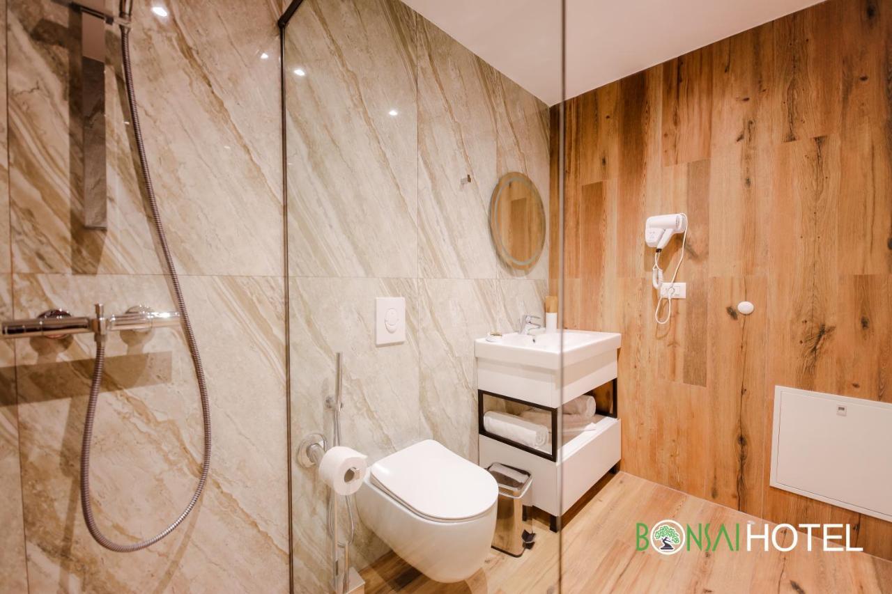 Hotel Bonsai Mjull-Bathore Luaran gambar